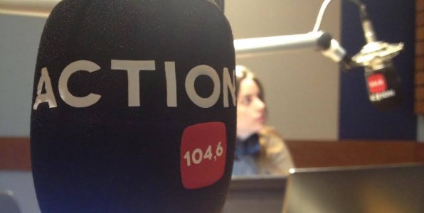 Action 104.6, 1η μέρα: Ισορροπώντας ανάμεσα στη μουσική και την ενημέρωση