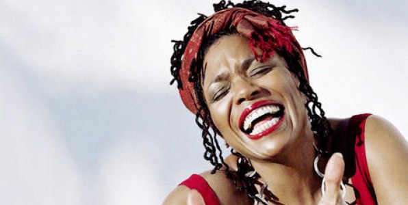 Η Dee Dee Bridgewater στον Εν Λευκώ 87.7