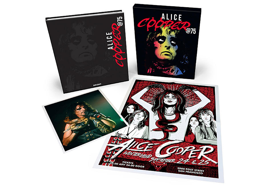 Νέο βιβλίο για τον Alice Cooper