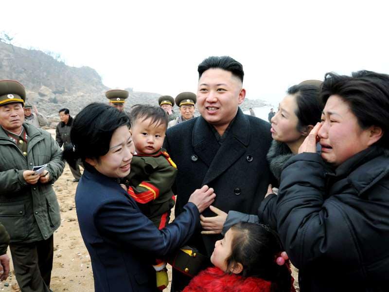 Στην Βόρεια Κορέα είδαν κάτι βίντεο του ΣΤΑΡ και του ΣΚΑΙ και κάπως ντράπηκαν