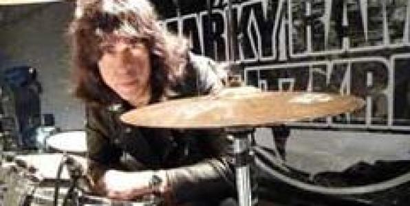 ΝΑ ΠΑΩ Ή ΝΑ ΜΗΝ ΠΑΩ ΣΤΟΝ MARKY RAMONE;