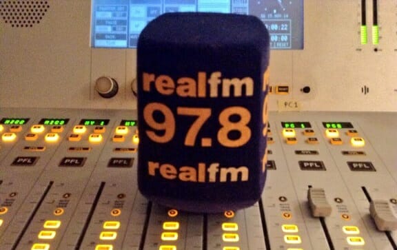To νέο πρόγραμμα του Real FM 97.8