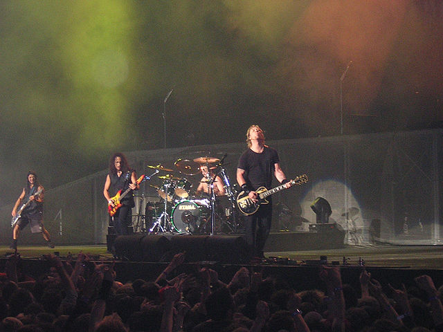Metallica κάθε Δευτέρα και Κυριακή από παλιές συναυλίες